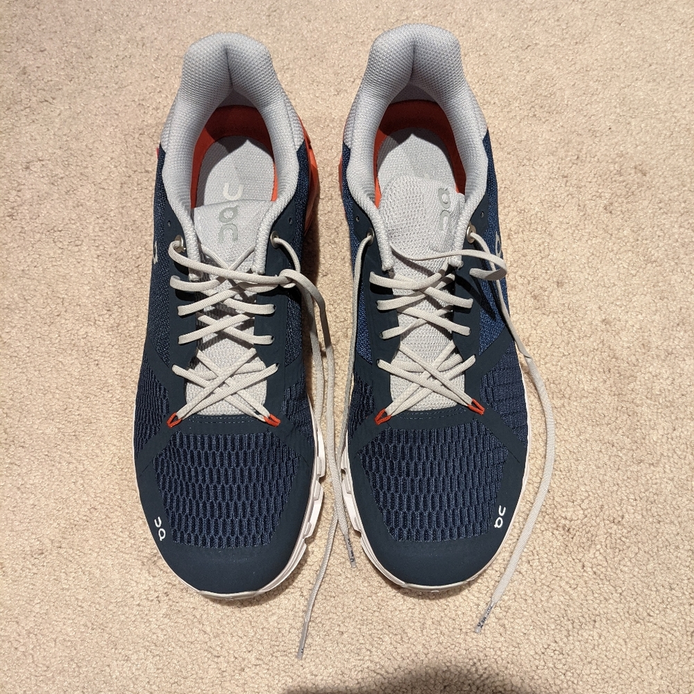 On Running Cloudflyer US 11.5 in Midnight Rust